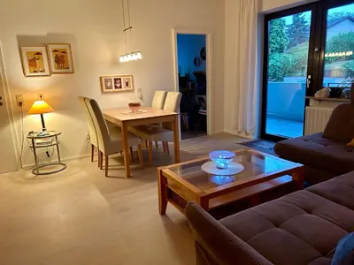 Ein Sitzbereich in der Unterkunft Haus Waldblick - Ferienwohnung Sonnenplätzchen, Bad Bergzabern