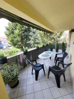 Ein Balkon oder eine Terrasse in der Unterkunft Große,Schöne FeWo nähe Schwetzingen-Hockenheim 3 Zimmer mit Balkon