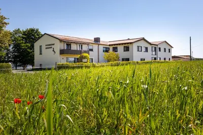 Das Gebäude in dem sich die Ferienwohnung befindet