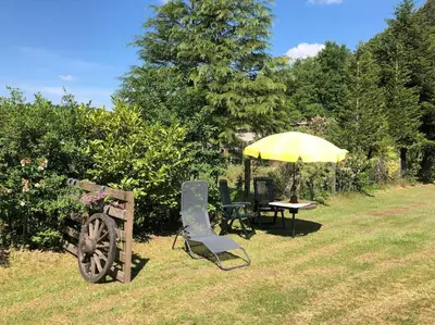 Ein Garten an der Unterkunft Ferienwohnung Braun