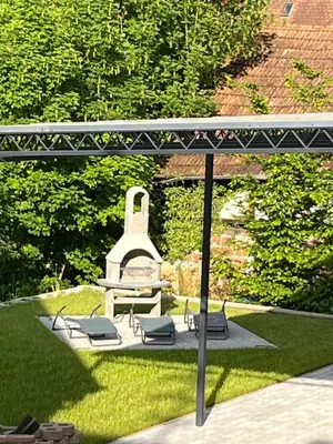 Ein Garten an der Unterkunft Ferienwohnung am Schönbach