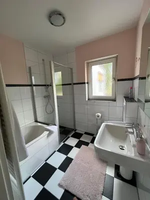Ein Badezimmer in der Unterkunft Gästehaus Elisabeth