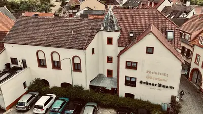 Das Gebäude in dem sich das Bed & Breakfast befindet
