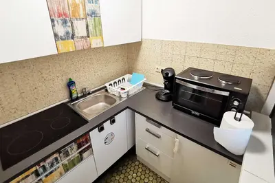 Küche/Küchenzeile in der Unterkunft DA01 - Gemütliches 1-Zimmer-Apartment mit Balkon in Darmstadt