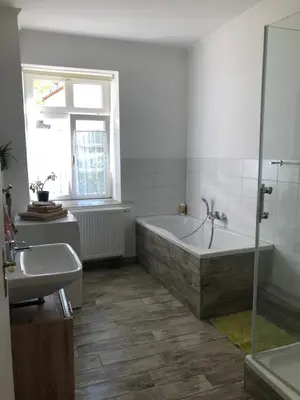 Ein Badezimmer in der Unterkunft Altes Schulhaus Mutschelbach