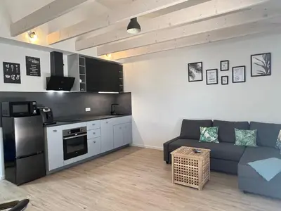 Küche/Küchenzeile in der Unterkunft Modernes Loft auf 2 Etagen, Nähe Tripsdrill & Neckar, Balkon inklusive, ideal für Familien