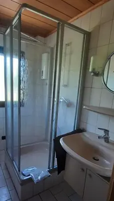 Ein Badezimmer in der Unterkunft Ferienwohnung Unterm Schloss bei Inge