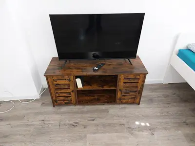 TV/Unterhaltungsangebot in der Unterkunft L8 Street-Kaiserslautern-Monteurwohnung-Worker's apartment