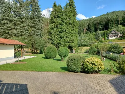 Ein Garten an der Unterkunft Ferienwohnung in der Grünheck