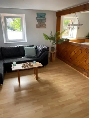 Ein Sitzbereich in der Unterkunft Ferienhaus zum Ulfenbachtal