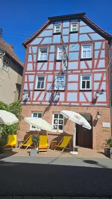 Das Gebäude in dem sich die Pension befindet