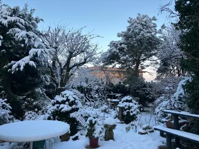 Rosie's Place: Furnished Apartment with Style im Winter
