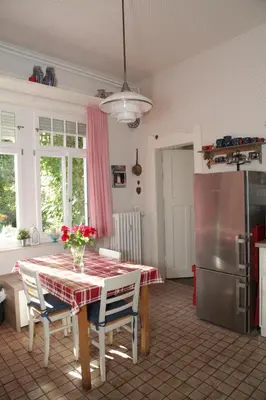 Küche/Küchenzeile in der Unterkunft Rosie's Place: Furnished Apartment with Style