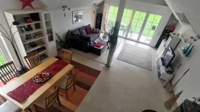 Ein Sitzbereich in der Unterkunft Ferienwohnung Dreiseetal