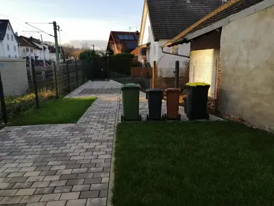 Ein Garten an der Unterkunft Ferienwohnung Rotenfels