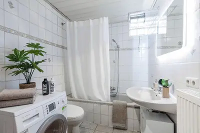 Ein Badezimmer in der Unterkunft Chic 4 Room Apartment in Mannheim