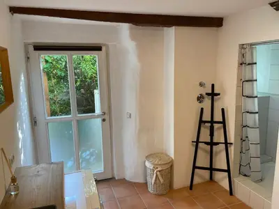 Grundriss der Unterkunft 4 Betten in 3-Zimmer-Wohnung mit WLAN TV und Garten