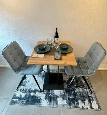 Ein Sitzbereich in der Unterkunft Salier Blue, Zentrum Karlsruhe, schick und modern!