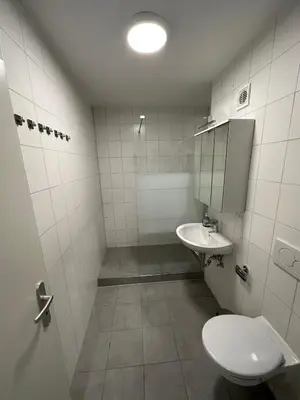Ein Badezimmer in der Unterkunft Nice, big and central apartment with 2 balconies