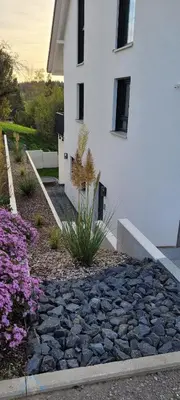 Ein Garten an der Unterkunft Apartment am Weinberg Kleinaspach