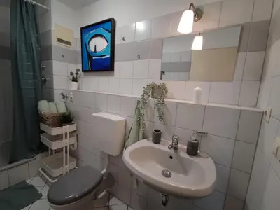 Ein Badezimmer in der Unterkunft ZEN Apartment - good traffic connection - bright