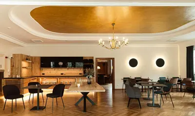 Ein Sitzbereich in der Unterkunft OSCARS Hotel 1415