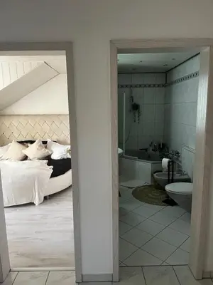 Ein Badezimmer in der Unterkunft 2 Zimmer Nähe Frankfurter Flughafen an Monteure oder Arbeiter