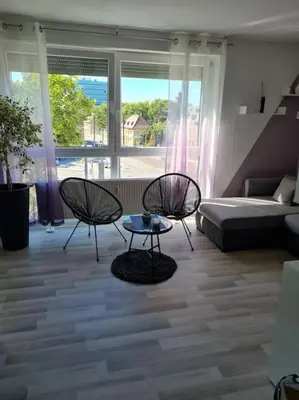 Ein Sitzbereich in der Unterkunft Apartment in TOP Lage Durlacher Tor/KIT