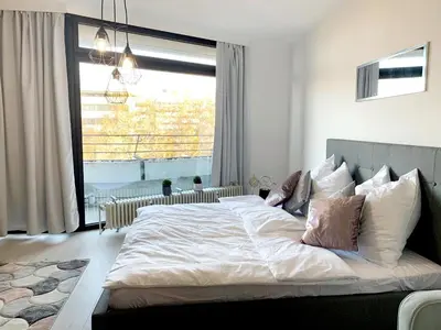 Ein Bett oder Betten in einem Zimmer der Unterkunft ✪ Beautiful Studio in Center with Amazing View ✪