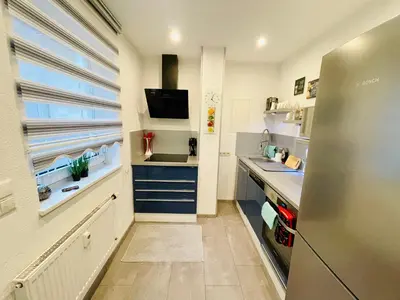 Küche/Küchenzeile in der Unterkunft 2 Room Galerie Einliegerwohnung in Rheinstetten, Messe Nähe, Rollstuhlfahrer geeignet