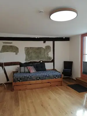 Ein Sitzbereich in der Unterkunft Ferienwohnung im Auszeithaus Hohenlohe