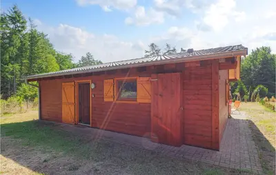 Das Gebäude in dem sich das Ferienhaus befindet