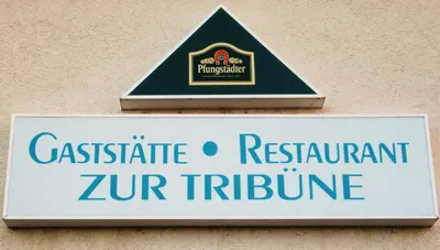 Ein Zertifikat, Auszeichnung, Logo oder anderes Dokument, das in der Unterkunft Gaststätte Zur Tribüne ausgestellt ist