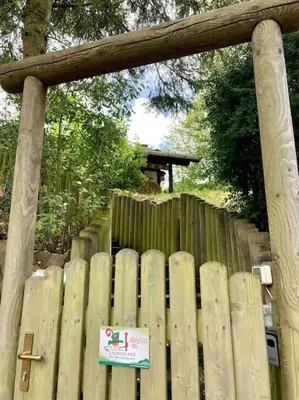 Ein Garten an der Unterkunft Räuberlager 15