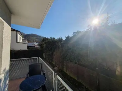 Ein allgemeiner Bergblick oder ein Berglick von der Ferienwohnung aus