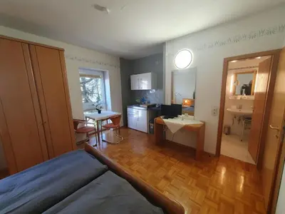 Küche/Küchenzeile in der Unterkunft App 24 Gästehaus Zwingenberg