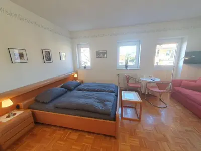 Ein Sitzbereich in der Unterkunft App 21 Gästehaus Zwingenberg
