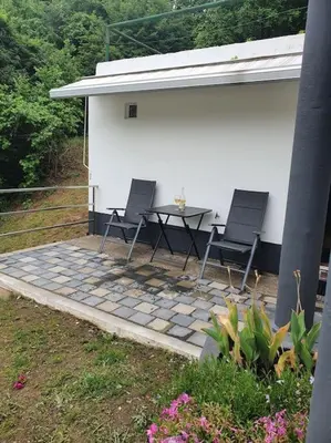 Ein Garten an der Unterkunft Naturpanorama