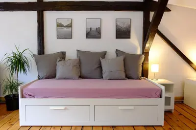 Ein Sitzbereich in der Unterkunft heidel-home 1Raum Studio
