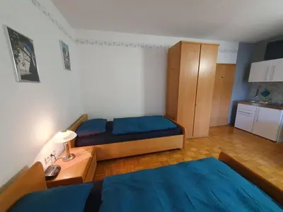 Ein Bett oder Betten in einem Zimmer der Unterkunft ABM Apartment 33