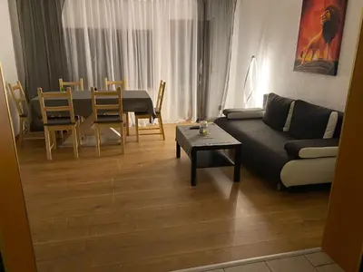 Ein Sitzbereich in der Unterkunft Ferienwohnung Schwabenheim an der Selz