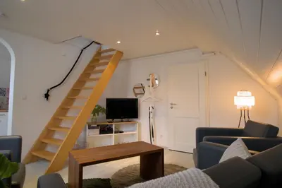 TV/Unterhaltungsangebot in der Unterkunft Idyllisches Wohnen in grüner Oase