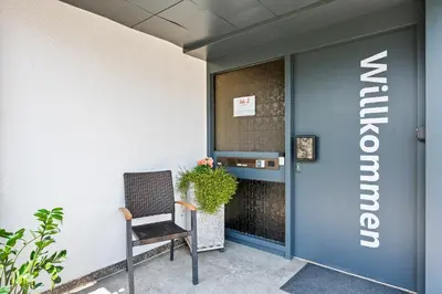 Grundriss der Unterkunft 1BR 2Beds - kleiner privater Innenhof- Barrierefrei! -frisch saniert - Mozart EINS