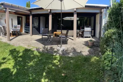 Grundriss der Unterkunft Bungalow Nordschwarzwald im Ferienpark Schellbronn mit tollem Garten für Natur- und Tierliebhaber