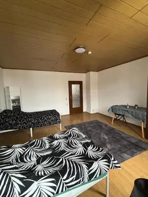Ein Bett oder Betten in einem Zimmer der Unterkunft 1 Zimmer für 2 Personen Bruchsal ruhige Lage (Monteurzimmer)