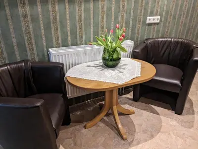 Ein Sitzbereich in der Unterkunft Altes Häusle am Waschbach Anno 1625 Ferienwohnungen und Privat Spa
