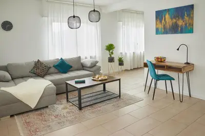 Ein Sitzbereich in der Unterkunft Ajko Homes - Design Apartment - Parkplatz - Balkon - Netflix - 6 Pers