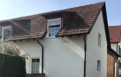 Das Gebäude in dem sich die Ferienwohnung befindet