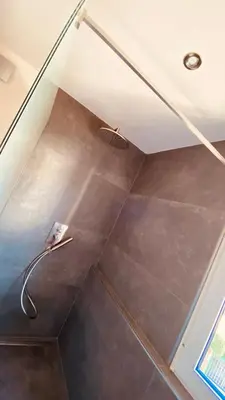 Ein Badezimmer in der Unterkunft Heimatliebe Erfweiler Wohnung DREI