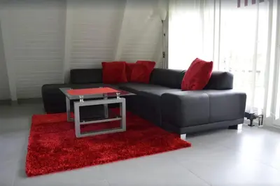 Ein Sitzbereich in der Unterkunft Ferienhaus in Waldkatzenbach modern & renoviert